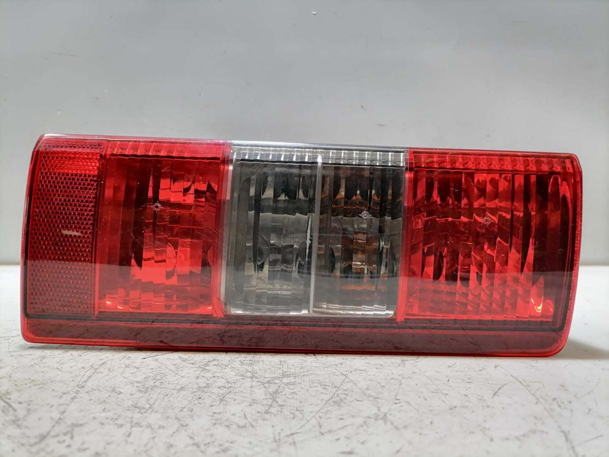 Opel Combo C original R&uuml;cklicht R&uuml;ckleuchte Heckleuchte rechts BJ06